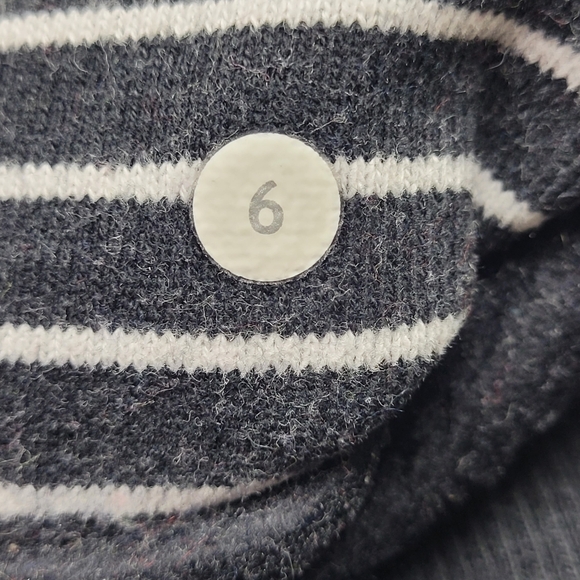 Lululemon Scuba Hoodie Jacket in Parallel Stripe Brisk Bloom Size 6 - Picture 12 of 16